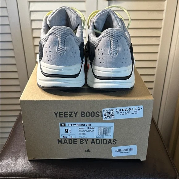 Adidas Yeezy Boost 700 Wave Runner… - Picture 2 of 10